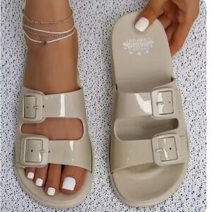 🔥 TikTok sample sale! Unused items at majorly reduced prices